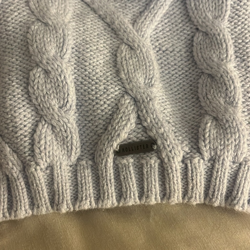 Hollister Baby Blue Cropped Cable Knit Turtleneck Sweater SIZE XS - Picture 3 of 4